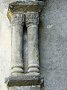 Colonnes doubles et chapiteaux de l'abside