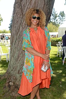 Measha Brueggergosman ĉe CFC Annual BBQ Fundraiser 2014.jpg