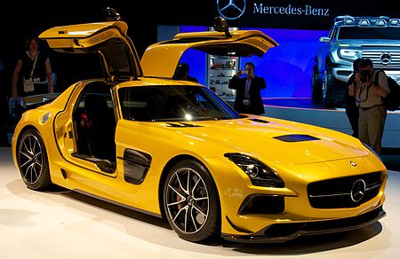 ไฟล์:Mercedes_Benz_AMG_SLS_Black.jpg