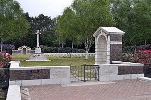 Mierlo-War-Cemetery-entrance.jpg