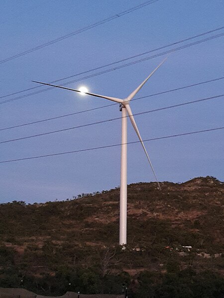 File:Mount Emerald wind farm turbine and moon.jpg