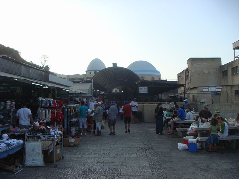 File:Near the Tomb of Rabbi Meir (3).JPG