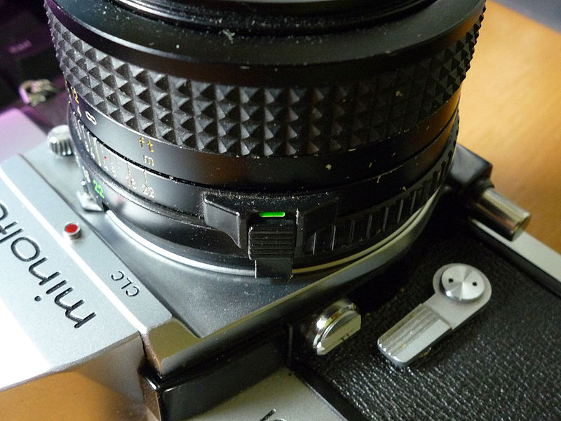 File:New MD Lens AE Position.JPG