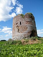 Развалины мельницы XV века