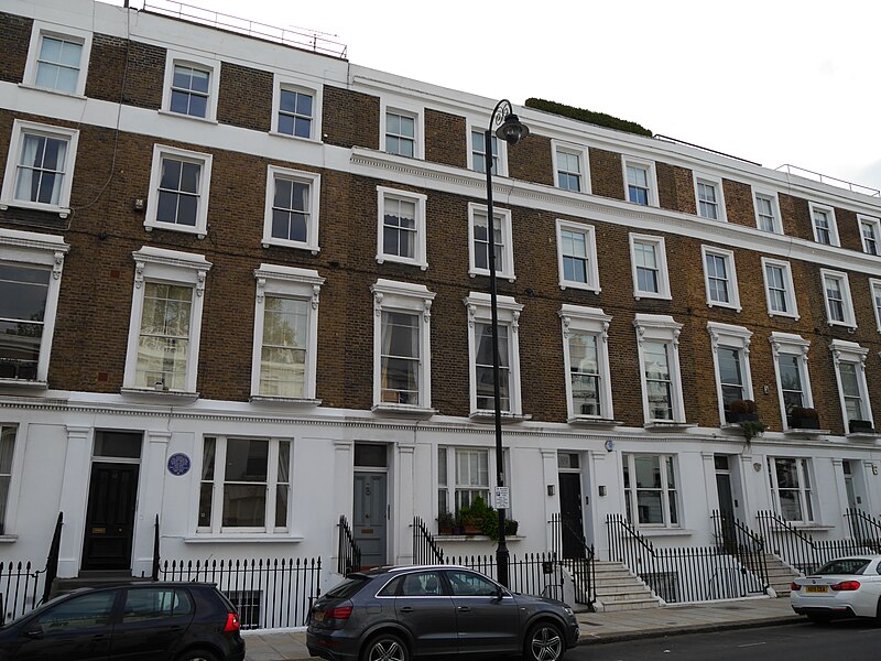 File:Oakley Street, Chelsea, May 2018 10.jpg