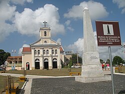 Bragança (Sao Pedro Alcantara) Katedralo kaj Obelisko