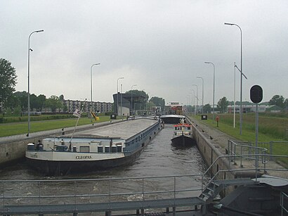 Hoe gaan naar Oostersluis met het openbaar vervoer - Over de plek