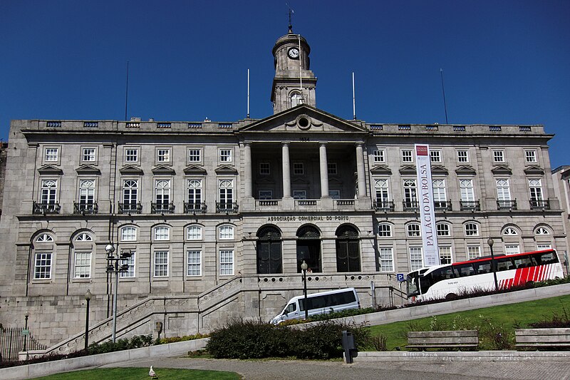 File:Oporto - Palácio da Bolsa no Porto - 20110425 111627.jpg