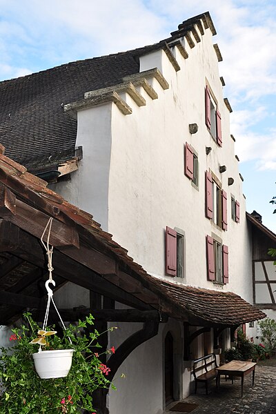 File:Otelfingen - Untermühle mit ehemaliger Brauerei, Mühlegasse 2 2011-09-13 18-41-06 ShiftN.jpg