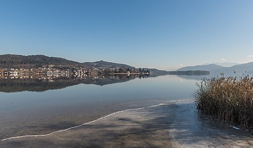View of the Wörther See from the peninsula, Pörtschach, Carinthia, Austria