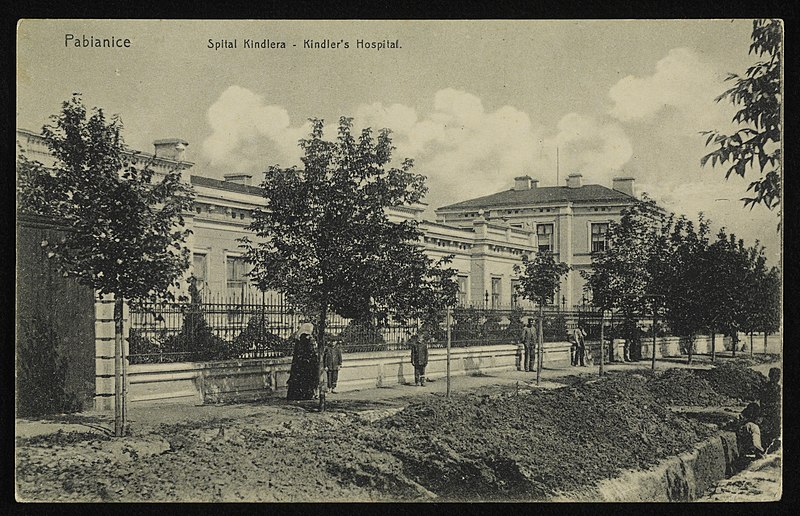 File:Pabianice - Spital Kindlera - Kindler`s Hospital. 1914 (70035707).jpg