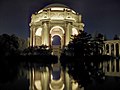 Palace of Fine Arts - Aften med refleksion.jpg