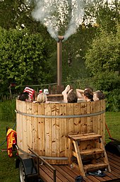 Wooden hot tub on a trailer in Finland. Paljuilua 1.jpg