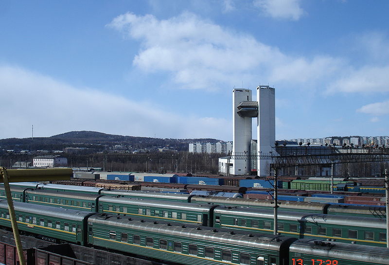 File:Rail Terminal and Station Tynda.JPG