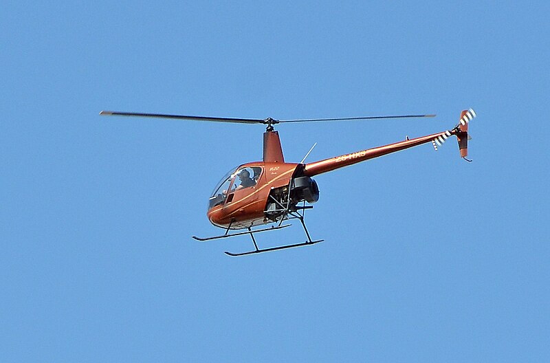 File:Red helicopter - 3577.jpg