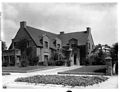 Gambar mini seharga Berkas:Residence of E.T. Earl, Wilshire Boulevard, Los Angeles, ca. 1905-1910 (CHS-825).jpg