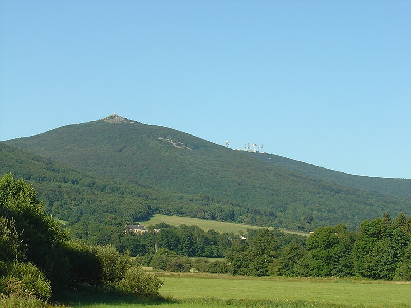 File:Roc de Montalet et Puech de Rascas.JPG