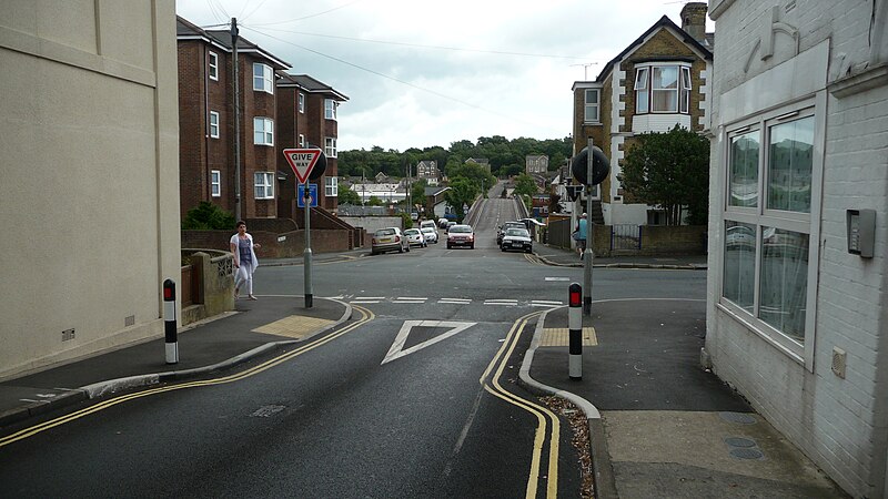 File:Ryde Park Road.JPG