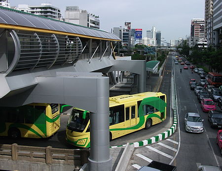 ไฟล์:Sathorn Station (Bangkok BRT).jpg