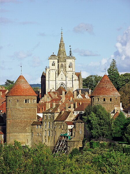 File:Semur-en-Auxois FR21 ville DSCF2829.jpg