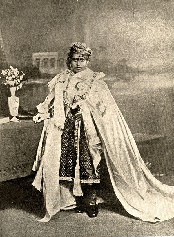 A young Shah Jahan Begum