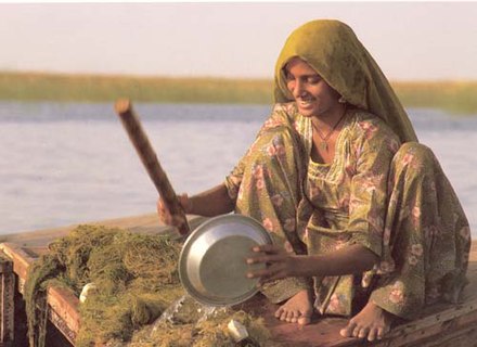 A Sindhi woman on the banks of the River Indus in the outskirts of Hyderabad