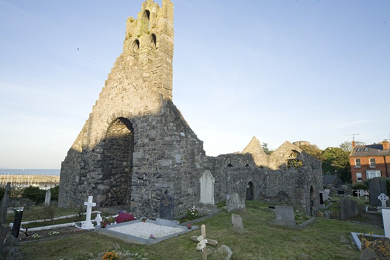 File:St. Marys Church and Graveyard, Howth (Ireland).jpg