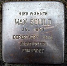 Stolpersteine ​​Dortmund Am Gulloh 42.jpg