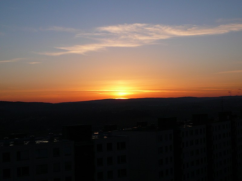 File:Sunset in Brno - Nový Lískovec (CZE)3.JPG