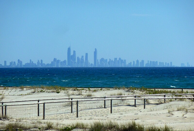 File:Surfers Paradise from Nth Kirra... - panoramio.jpg