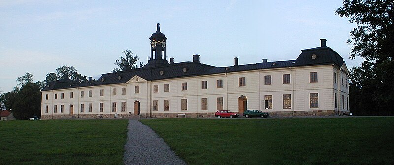 File:Svartsjo castle in Sweden.jpg