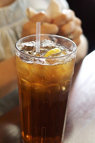 File:Sweet tea with lemon.jpg