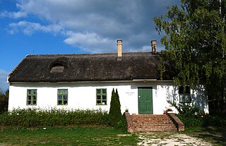 <span class="mw-page-title-main">Szántód</span> Village in Southern Transdanubia, Hungary