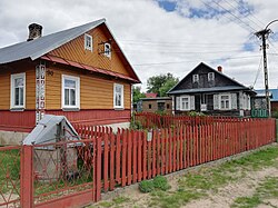 Telushky (Tełuszki) village - houses.jpg