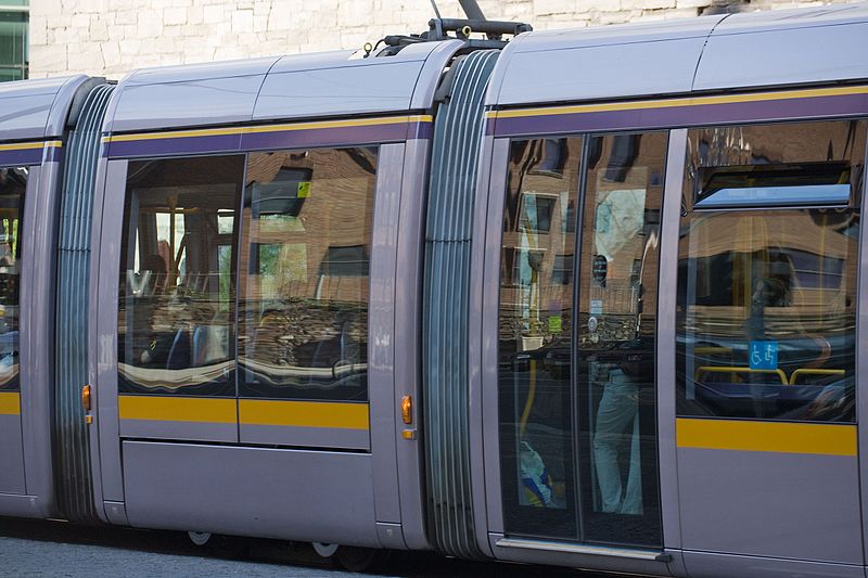 File:The LUAS on Harcourt Street (2855331119).jpg