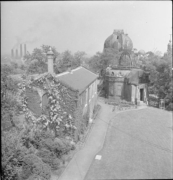 File:The Royal Observatory- Everyday Life at the Royal Observatory, Greenwich, London, England, UK, 1945 D24700.jpg