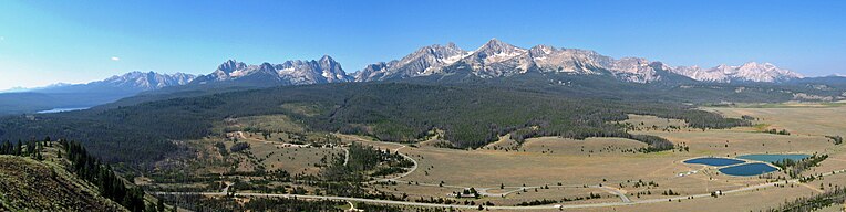 Sawtooth Mountains