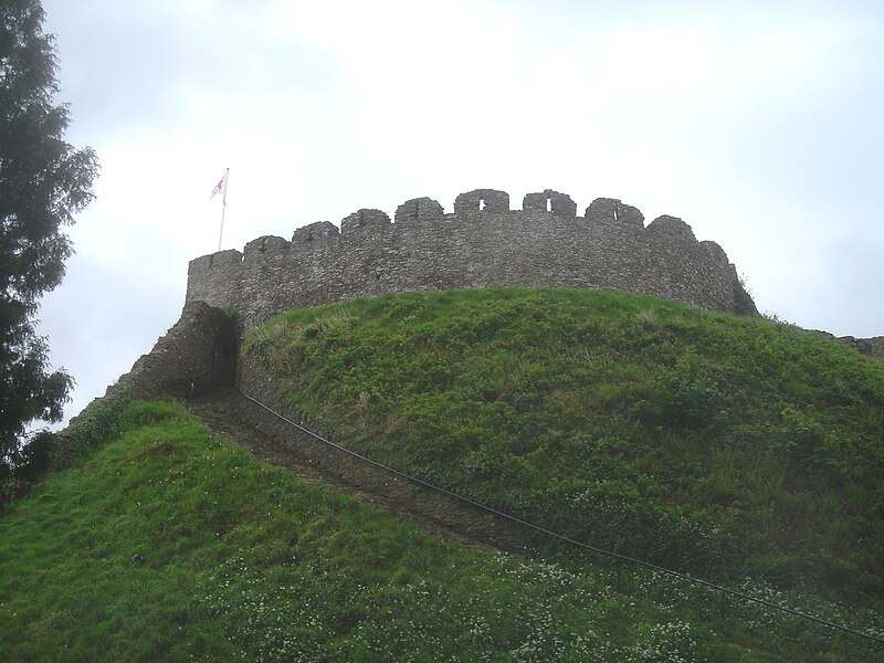 File:Totnes Castle2.JPG