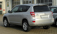 Toyota RAV4 (III, Facelift) – Heckansicht, 13. Februar 2011, Mettmann.jpg