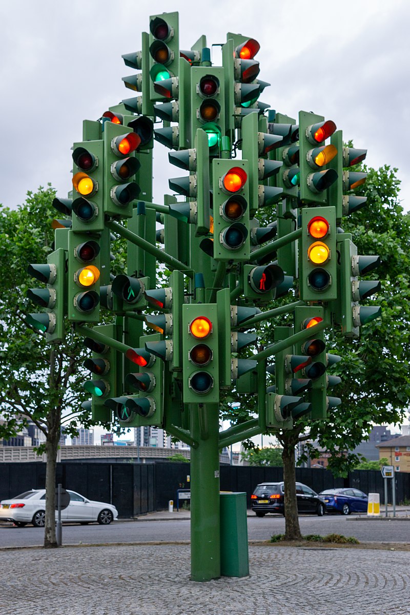 Traffic Light Tree - Wikipedia