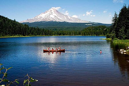 Tập_tin:Trilliumlake.jpg