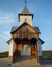 Biserica ortodoxă „Sfinţii Trei Ierarhi“