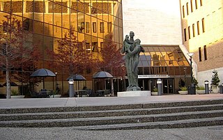 <i>The Family Group</i> (Umlauf) Sculpture in Austin, Texas, U.S.