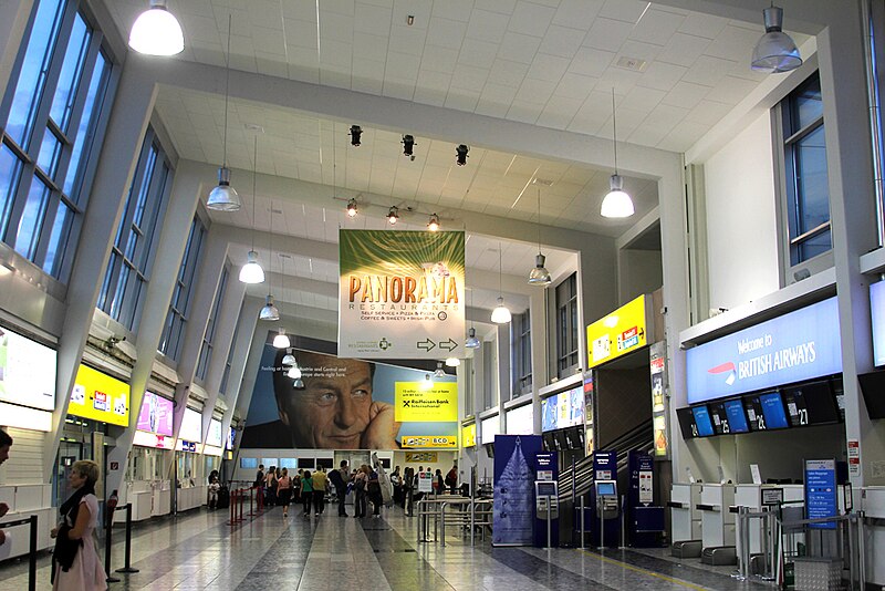 File:Vienna International Airport - Terminal2.jpg