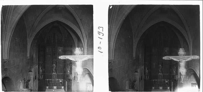 File:Vista interior i altar major esglèsia Mollet del Vallès (1915).jpg