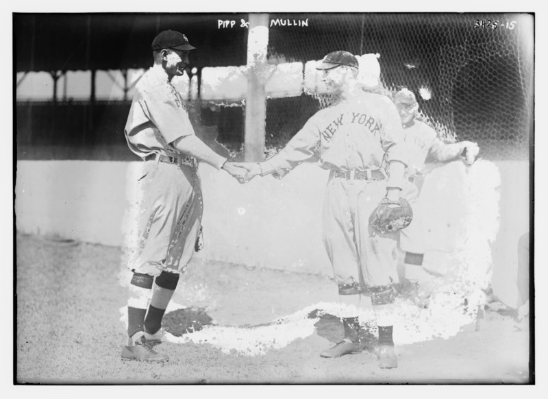 File:Wally Pipp and Charlie Mullen, both 1B, New York AL (baseball) LCCN2014698673.tif