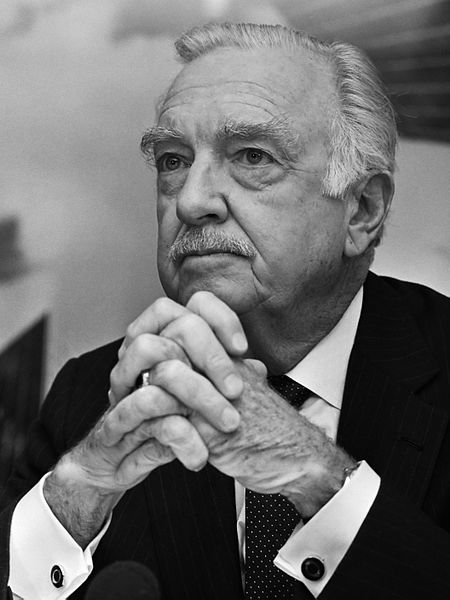 File:Walter Cronkite (1985).jpg