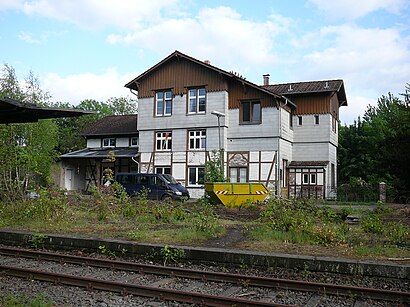 So kommt man zu Bahnhof Wuppertal-Loh mit den Öffentlichen - Mehr zum Ort Hier