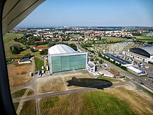 Zeppelin-NT-Werft (Frontalansicht)