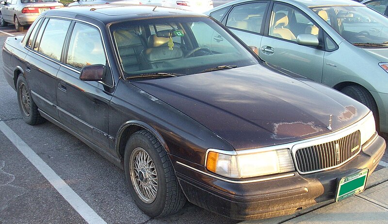 File:'92-'94 Lincoln Continental.jpg